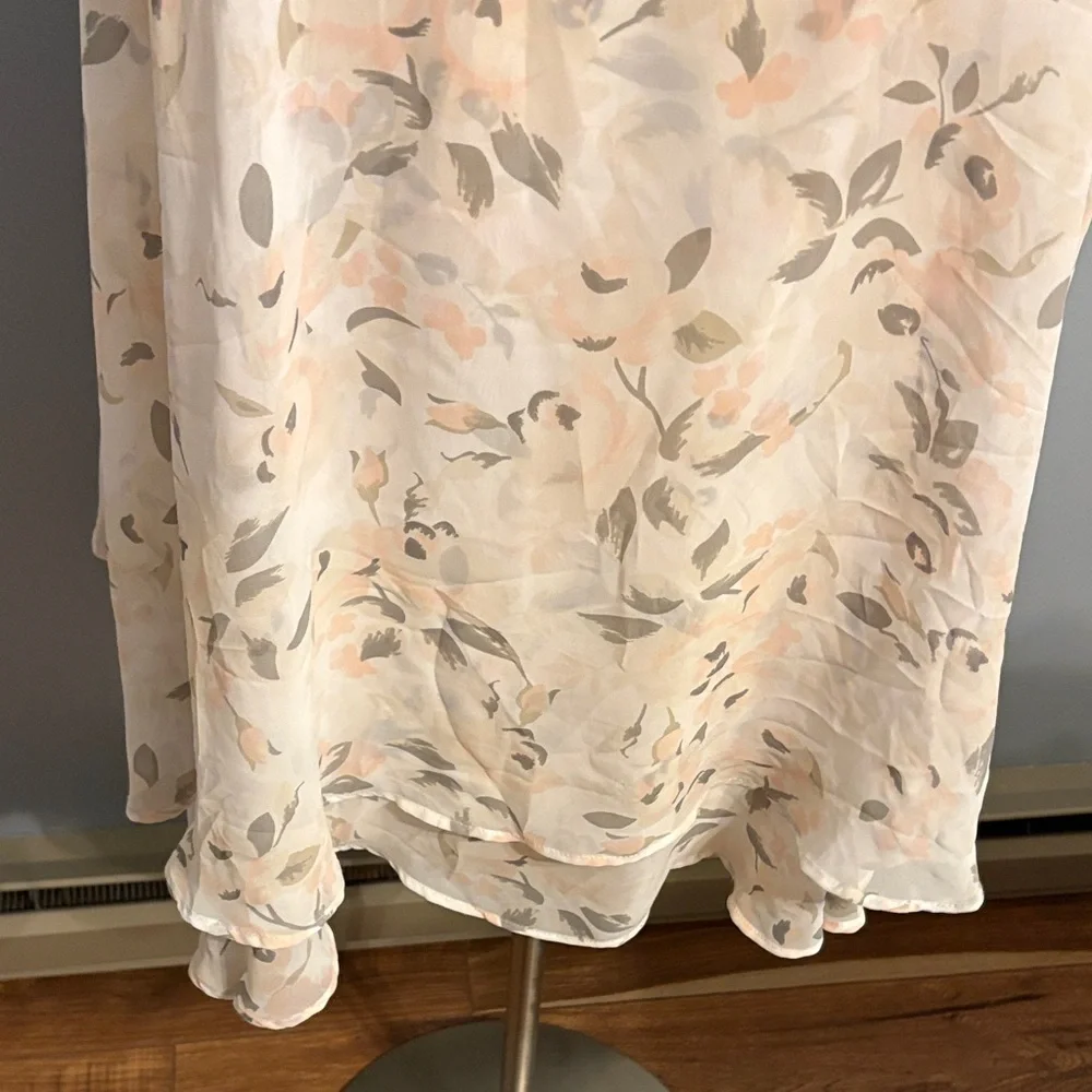 Lane Bryant Cream Floral Layered Chiffon Camisole Top - Picture 4 of 7